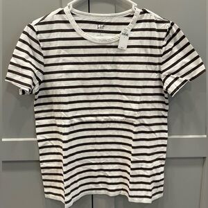 NWT Gap Striped T-shirt - Size Small